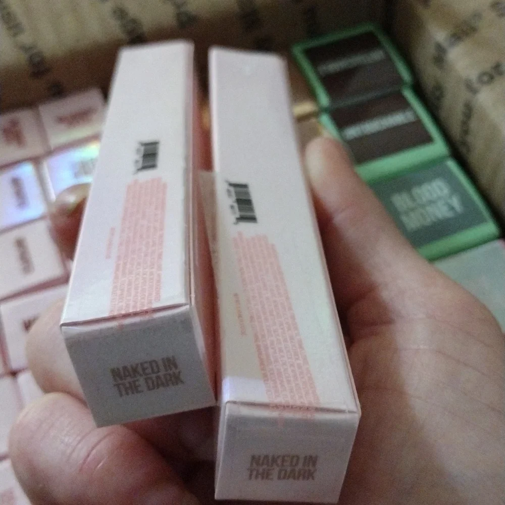 NIB💋"Naked in the Dark"😍 Supreme Gloss by Jeffree Star SOLD OUT - Picture 8 of 8